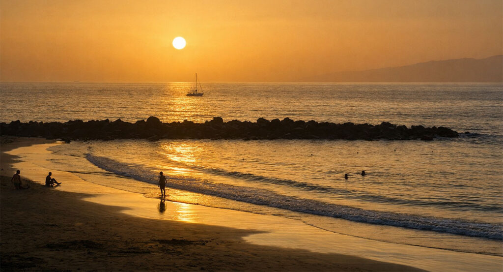 Playa de las Américas beach at sunset