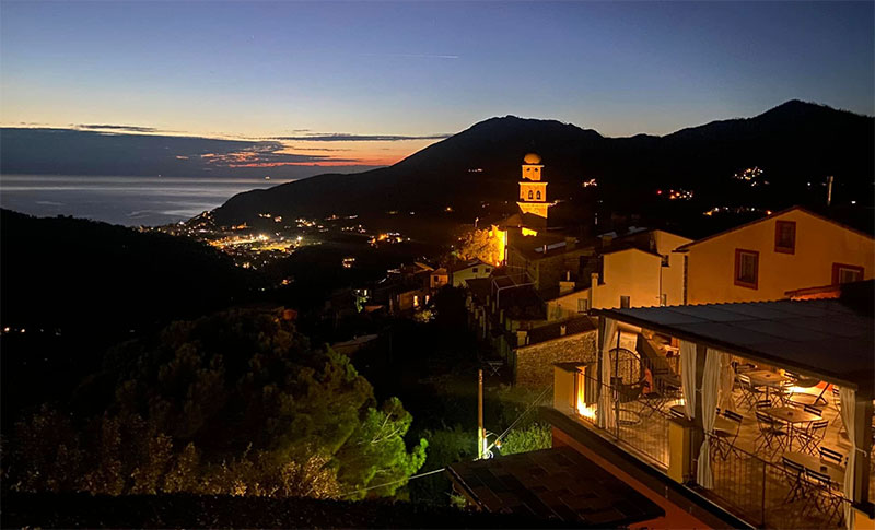 Sunset over Levanto, a quiet hidden gem alternative base for visiting Cinque Terre